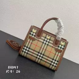 burberry aaa sac a main  pour femme s_a3ab72